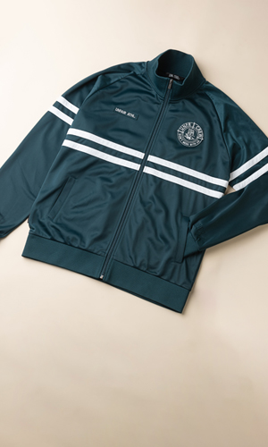 TRACKTOPS